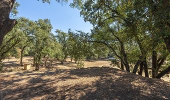 525 Keyes Ave, Angwin, CA 94508