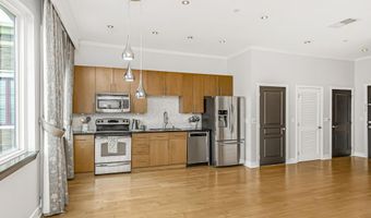 7707 Bluebonnet Blvd #422, Baton Rouge, LA 70810