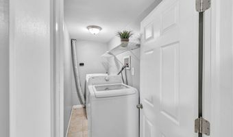 84 Oxford St, Bridgeport, CT 06606