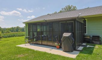20129 Loop Rd, Batesville, IN 47006