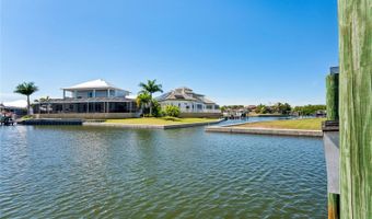 5714 SEA TROUT Pl, Apollo Beach, FL 33572