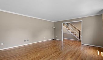 205 CLOVER Dr, Hockessin, DE 19707