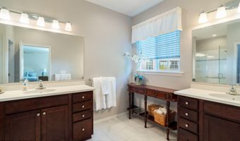 10 Chapel Hill Ct, Barnegat, NJ 08005