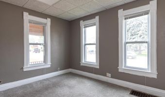 912 N RICHMOND St, Appleton, WI 54911