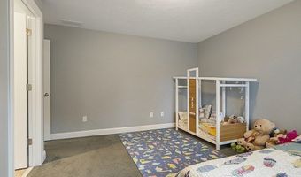 9 Woodlawn Ave, Billerica, MA 01821