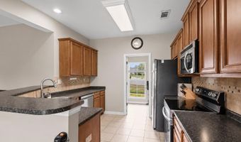 136 TEALWOOD Cv, Atoka, TN 38004