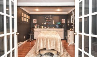 276 State Rt 94, Alloway, NJ 07462