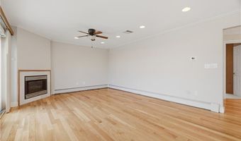 46 Timberland Dr, Lincoln, RI 02865