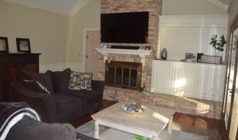 421 Woodlands Cir, Brandon, MS 39047