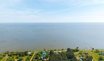 126 Narrow Shore Rd, Aydlett, NC 27916