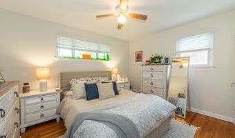 18 Hillcrest Ter, Bayonne, NJ 07035