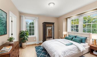 71 Norton Ave, Cranston, RI 02920