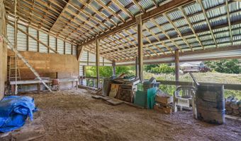 22016 AIRPORT Rd NE, Aurora, OR 97002