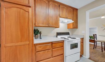 3279 ORIOLE St, Springfield, OR 97477