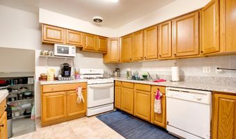 7108 LANIER St, Annandale, VA 22003