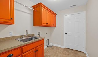 3330 Kellygreen Ct, Angola, IN 46703
