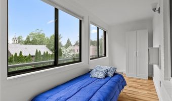 401 Bellevue Ave 214, Newport, RI 02840