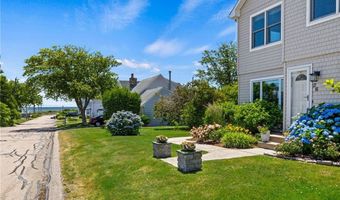26 Walcott Ave, Narragansett, RI 02882