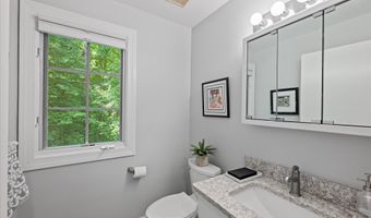9600 EAGLE RIDGE Dr, Bethesda, MD 20817