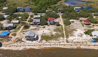 6 Kingfish St, Alligator Point, FL 32346
