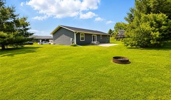 207 2nd Ave NW, Altura, MN 55910