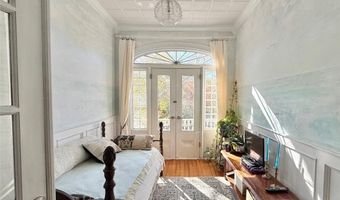 20 Berkeley Ave 3, Newport, RI 02840