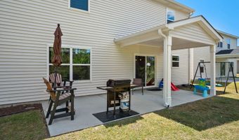 25 Chinquapin St, Beaufort, SC 29906