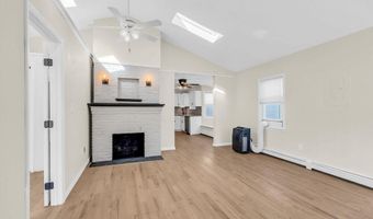 409 Capstan Ave, Beachwood, NJ 08722