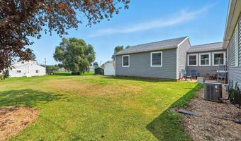 507 W State St, Ashley, IN 46705