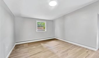 38 Anthony Dr, Cumberland, RI 02864