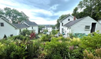 17 James St, Bangor, ME 04401