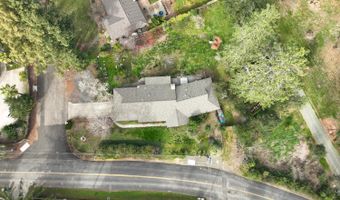 506 La Tierra Dr, Angwin, CA 94508