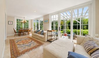 50 0 Indian Trl, Barnstable, MA 02630