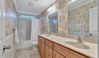 525 Barnegat Blvd, Beachwood, NJ 08722