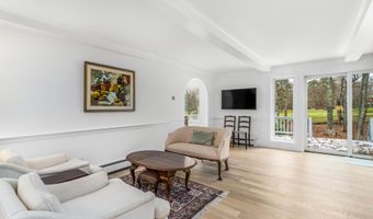 189 Dromoland Ln, Barnstable, MA 02630