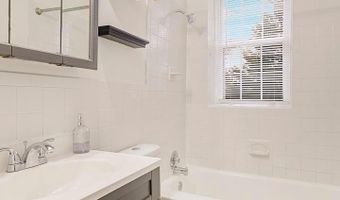 22 S OLD GLEBE Rd 2-D, Arlington, VA 22204
