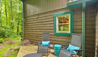 10563 Deer Dr, Birdseye, IN 47513