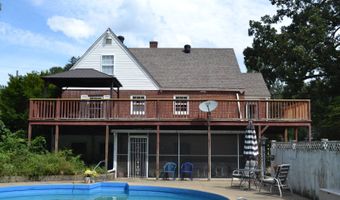 409 E. Elm St, Albion, IL 62806