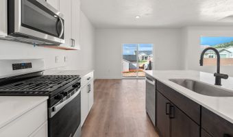 571 S Cedar Creek Dr #127, Cedar City, UT 84720