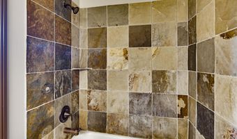 95 MEADOW RIDGE Dr, Arlington, TN 38002