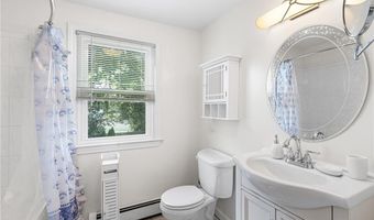 76 Baird Ave, North Providence, RI 02904