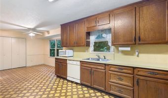 121 John Christopher Dr, Alpharetta, GA 30009