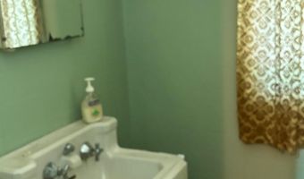 209 E Columbia Ave, Batesburg, SC 29070