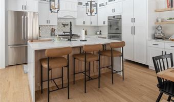 450 Carrs Pond Rd, East Greenwich, RI 02818