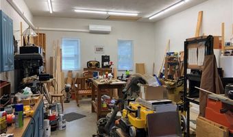 27 Birchwood Dr, Cumberland, RI 02864