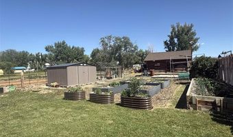 202 N Division St, Cowley, WY 82420