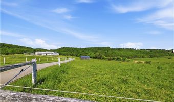 260 Mountain Trail Ln, Acme, PA 15610