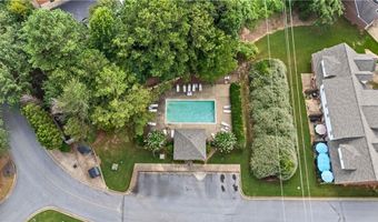 2428 UNIVERSITY Dr 403, Auburn, AL 36830