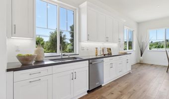 2745 Alexander Dr, Escondido, CA 92029
