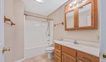92 Chateau Blvd, Batesville, IN 47006